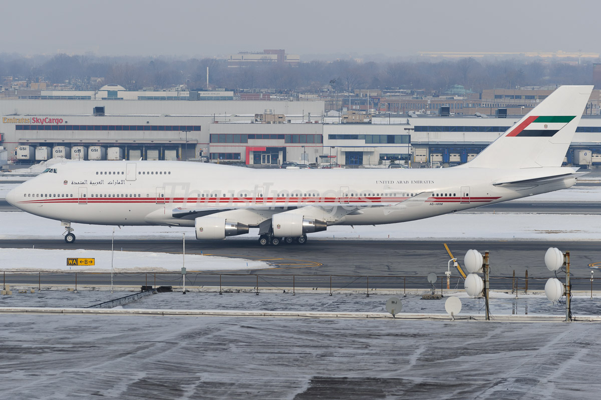 Boeing 747-422 A6-HRM (cn 26903/1171)